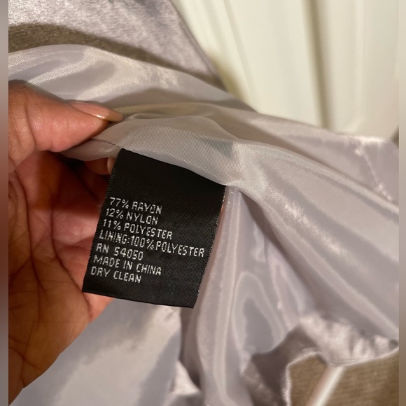 Kasper Women’s Skirt Set Silver Sz 14P - Picture 9 of 10